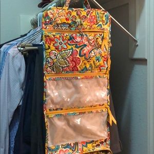 Vera Bradley hanging organizer GUC